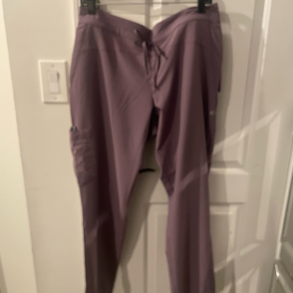 Barco Uniforms women Lavender Cargo Pants